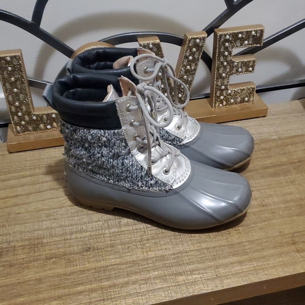 Sam Edelman Women's Caldwell Silver Ankle Duck Boots Sz 5 Winter Rain Waterproof